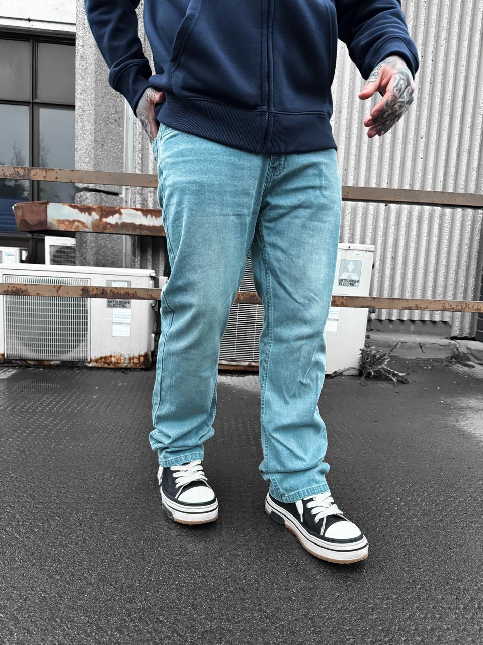 STRAIGHT FIT JEANS NON RIPPED-LIGHT BLUE